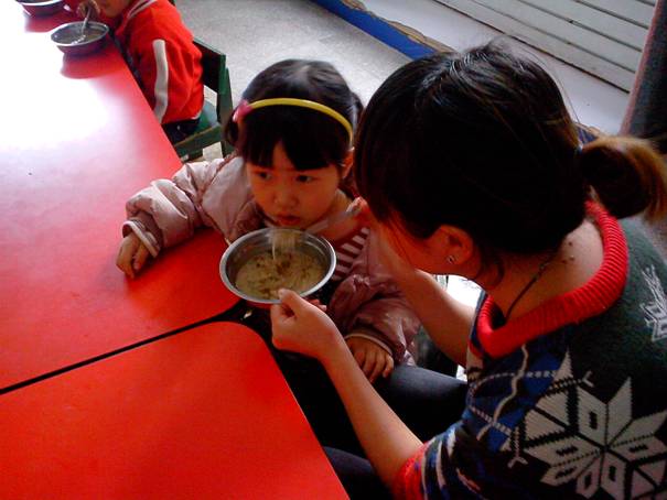 经济学院志愿者马鞍山幼儿园之行