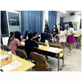 “小鲜肉们，请到碗里来“—商学院艺术团纳新