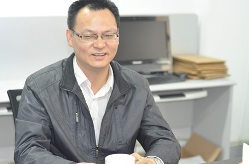 英语为何令他如此痴迷                        ——访经济学院沈汉溪副教授