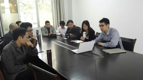 高雄第一科技大学金融系主任洪志兴应邀到我校交流讲学